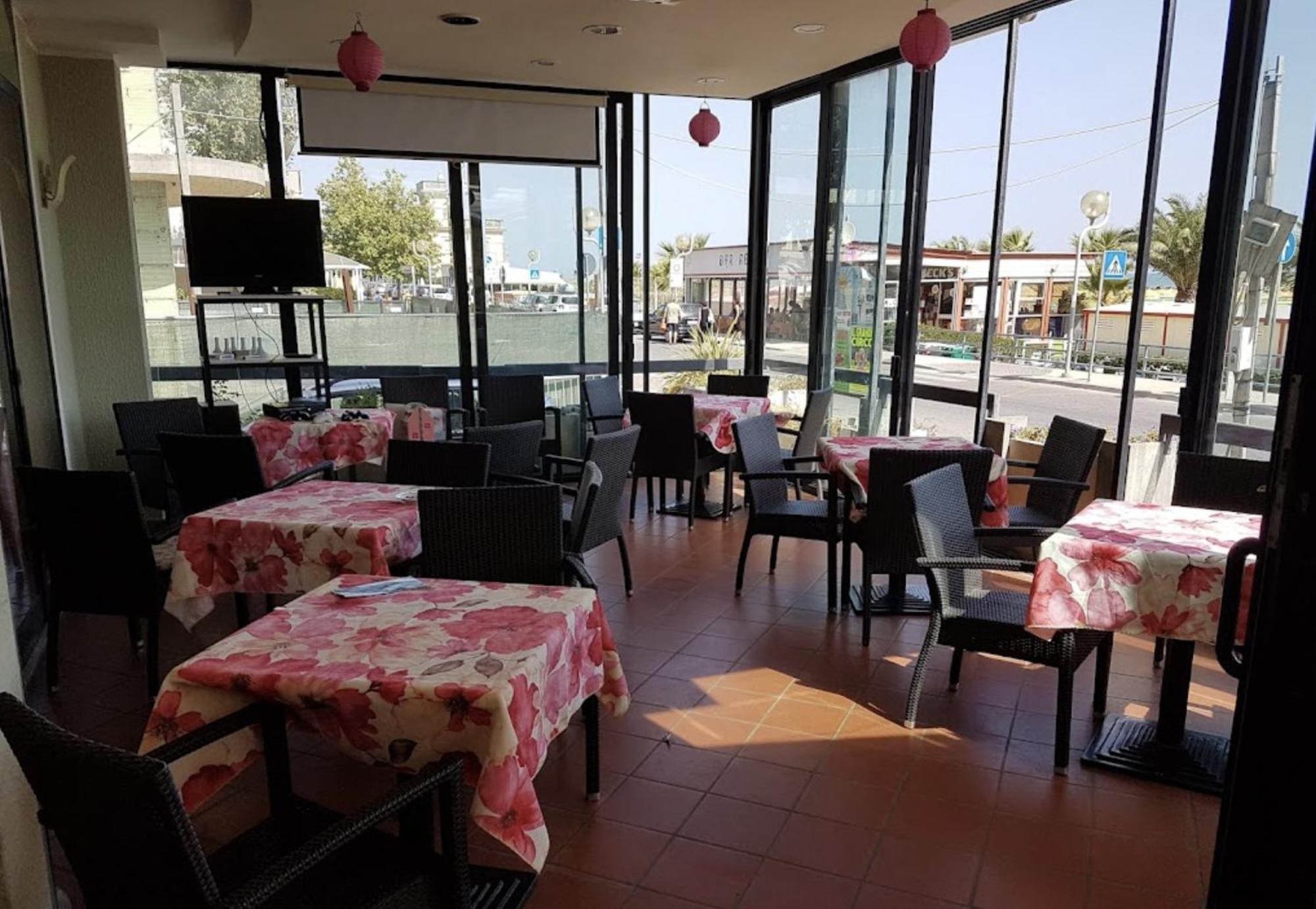 Hotel Bonaria Rimini Exterior photo